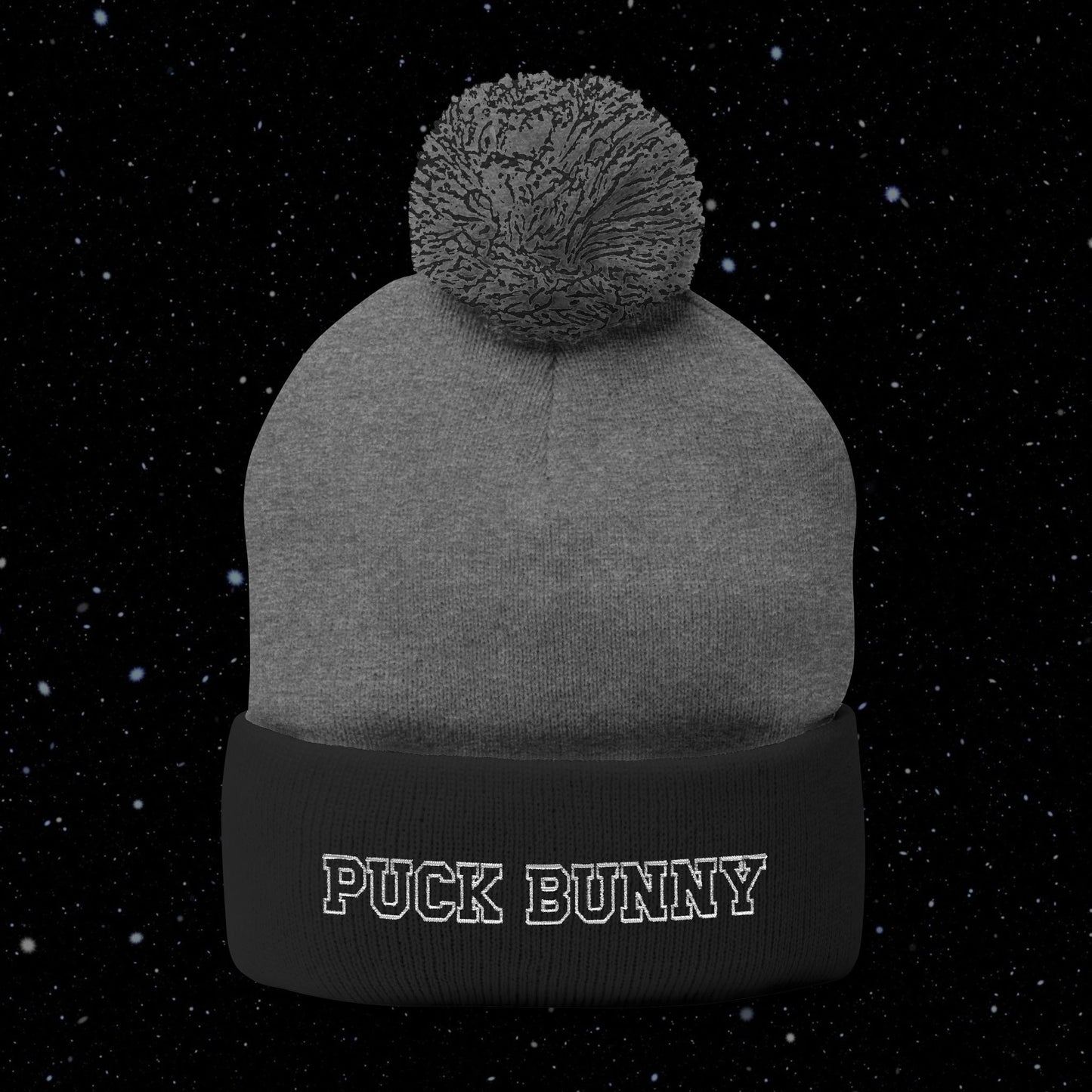 PUCK BUNNY (white) Pom-Pom Knit Cap (Embroidery)