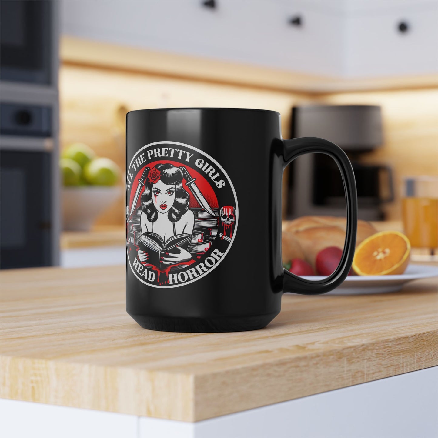 Pretty Girls Read Horror Black Mug - 15oz